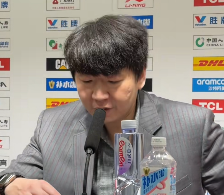 足球篮球直播-胜宁波发布会!邱彪点赞2后卫攻守输出,高诗岩力挺王证发挥!