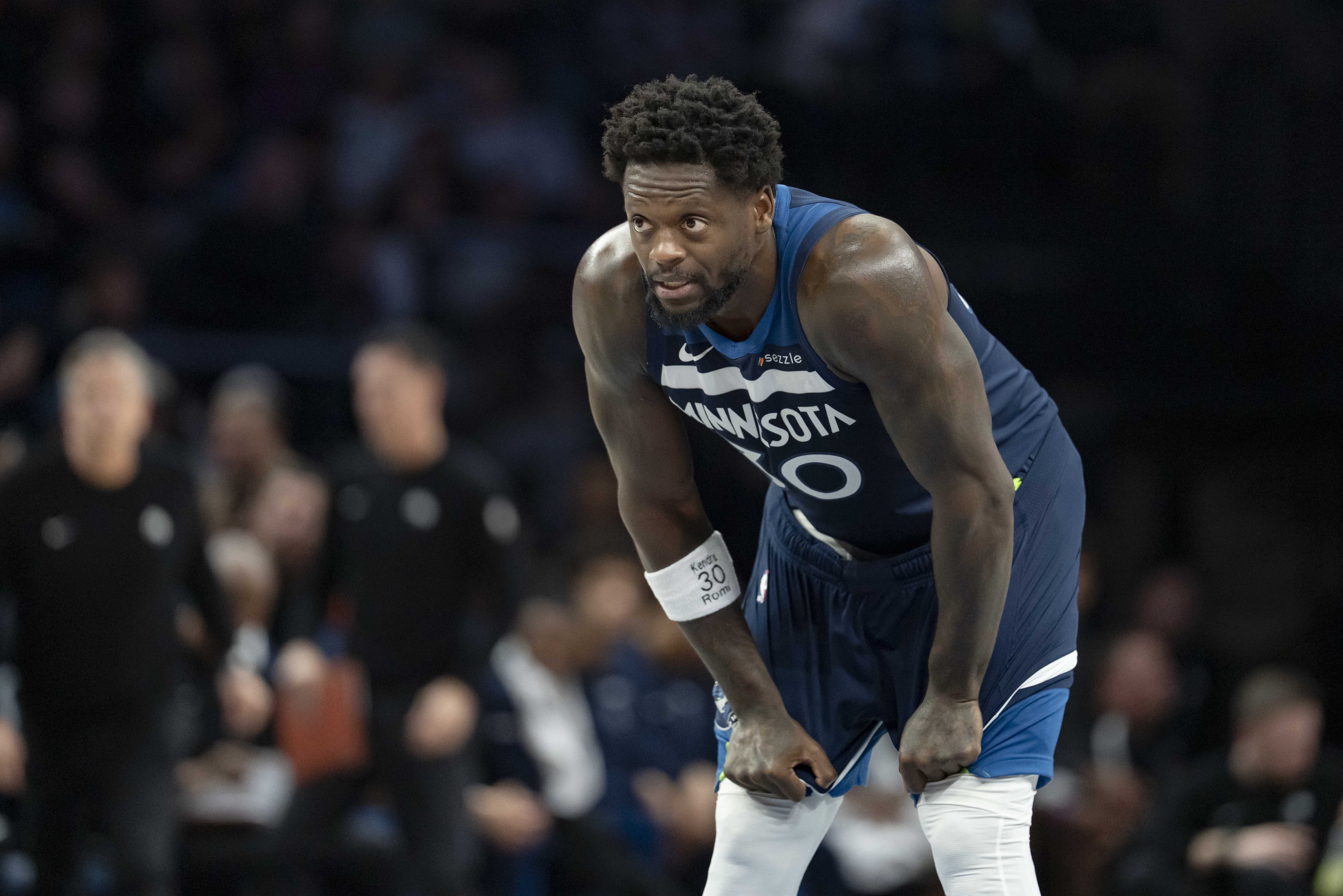 虽败犹荣!兰德尔18中11&罚球8中7砍全场最高32分外加7篮板6助攻